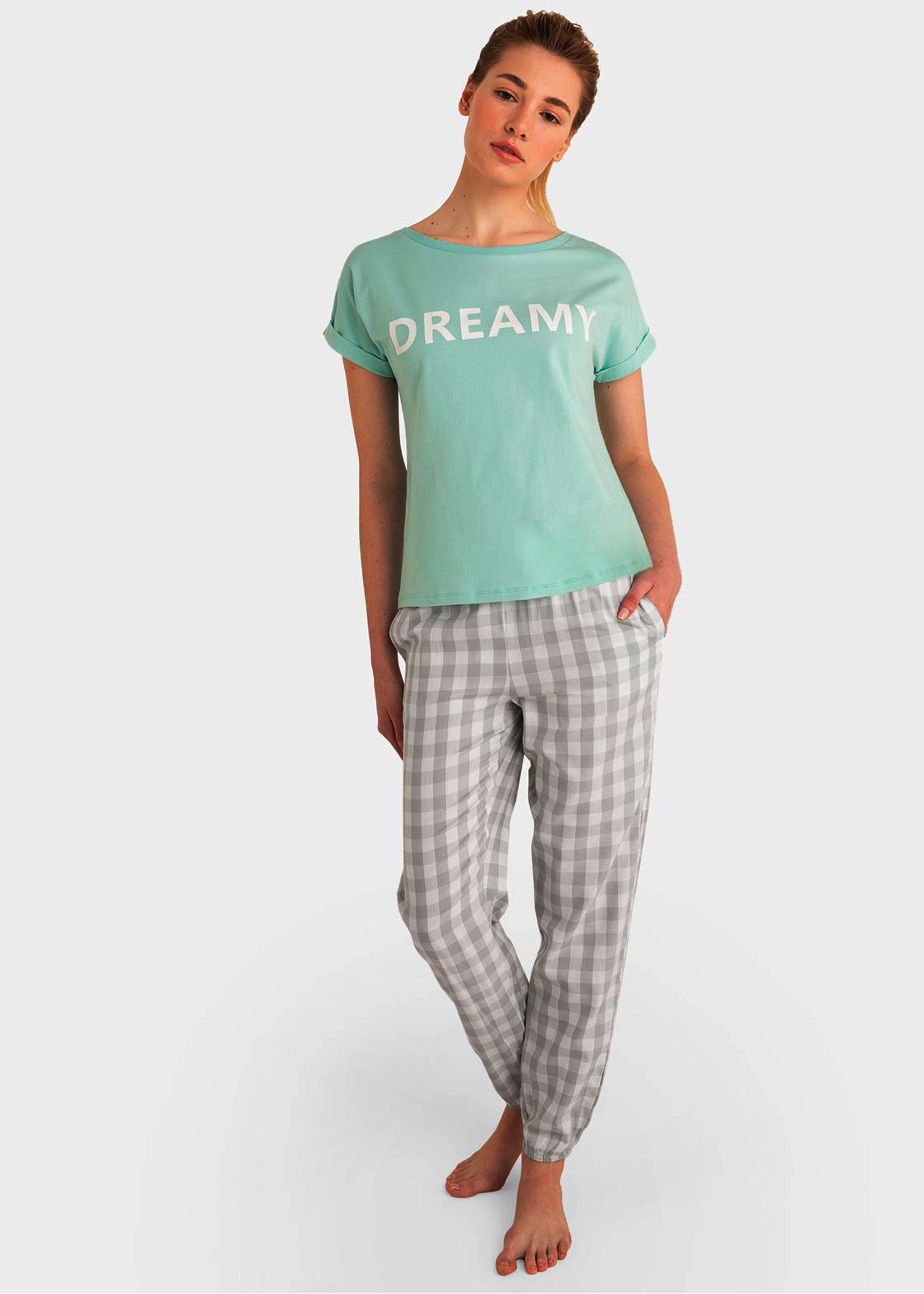 https://sudhafashion.com/